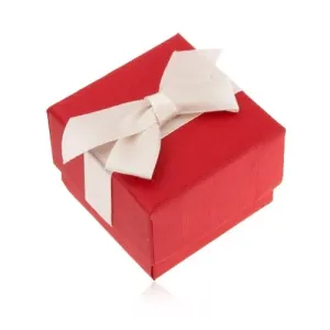 Mat crvena kutijica za prsten, privjesak i naušnice, bež mašnica