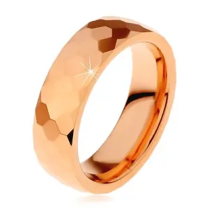 Prsten izrađen od volfama bakrene boje, brušeni heksagoni, 6 mm - Veličina: 54