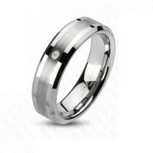 Prsten od volframa sa mat središnjom linijom i prozirnim cirkonom, 6 mm - Veličina: 64