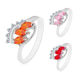Prsten sa sjajnim savijenim krakovima, prozirni luk i zrnati cirkoni u tri boje - Veličina: 49, Boja: Narančasta