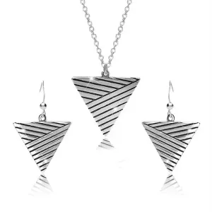 925 srebrni set - ogrlica i naušnice, obrnuti trokut s patiniranim linijama