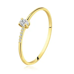 Zlatni prsten od 14k žutog zlata - ovalni cirkon, niz okruglih cirkona - Veličina: 52